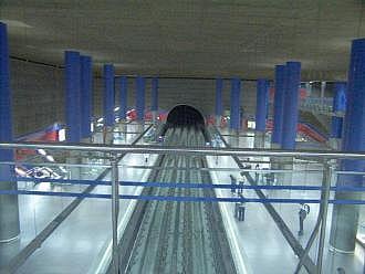 Overview of Mar de Cristal station