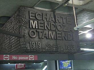 Artwork commemorating metro founders, Sol station