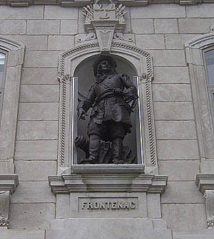 Statue of Frontenac on the fa&ccedil;ade of the National Assembly in Quebec City