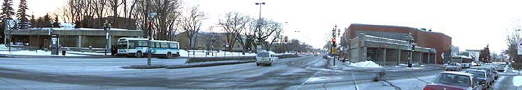 Panorama de la station Saint-Michel
