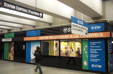 Station-service Berri-UQAM - centre d'information de la STM
