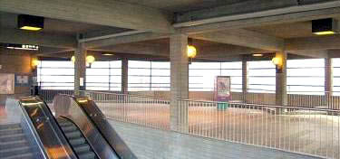 Interior of rue Berri kiosk