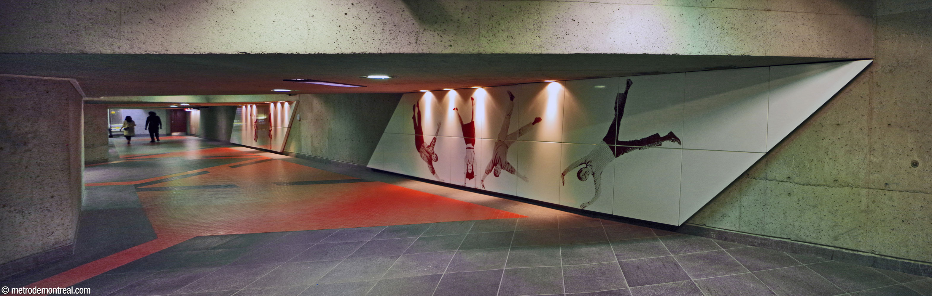 Context view of the upper two sections of Jean Mercier's murals in the passage between the headhouses.