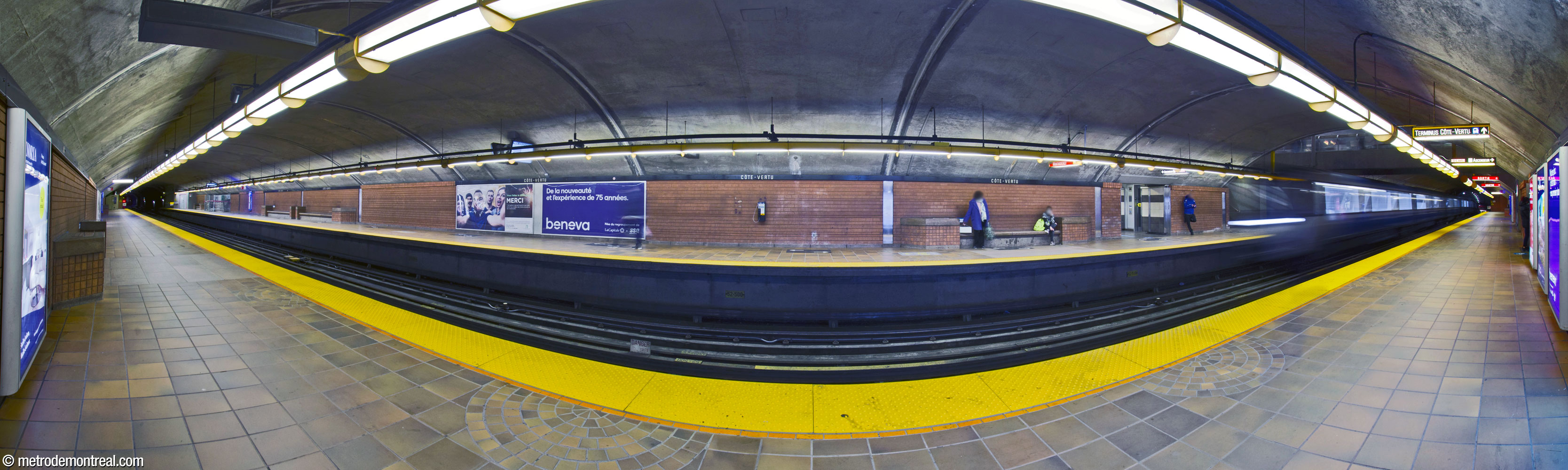 Panorama of the trainroom, built in tunnel. The transept is at right.
