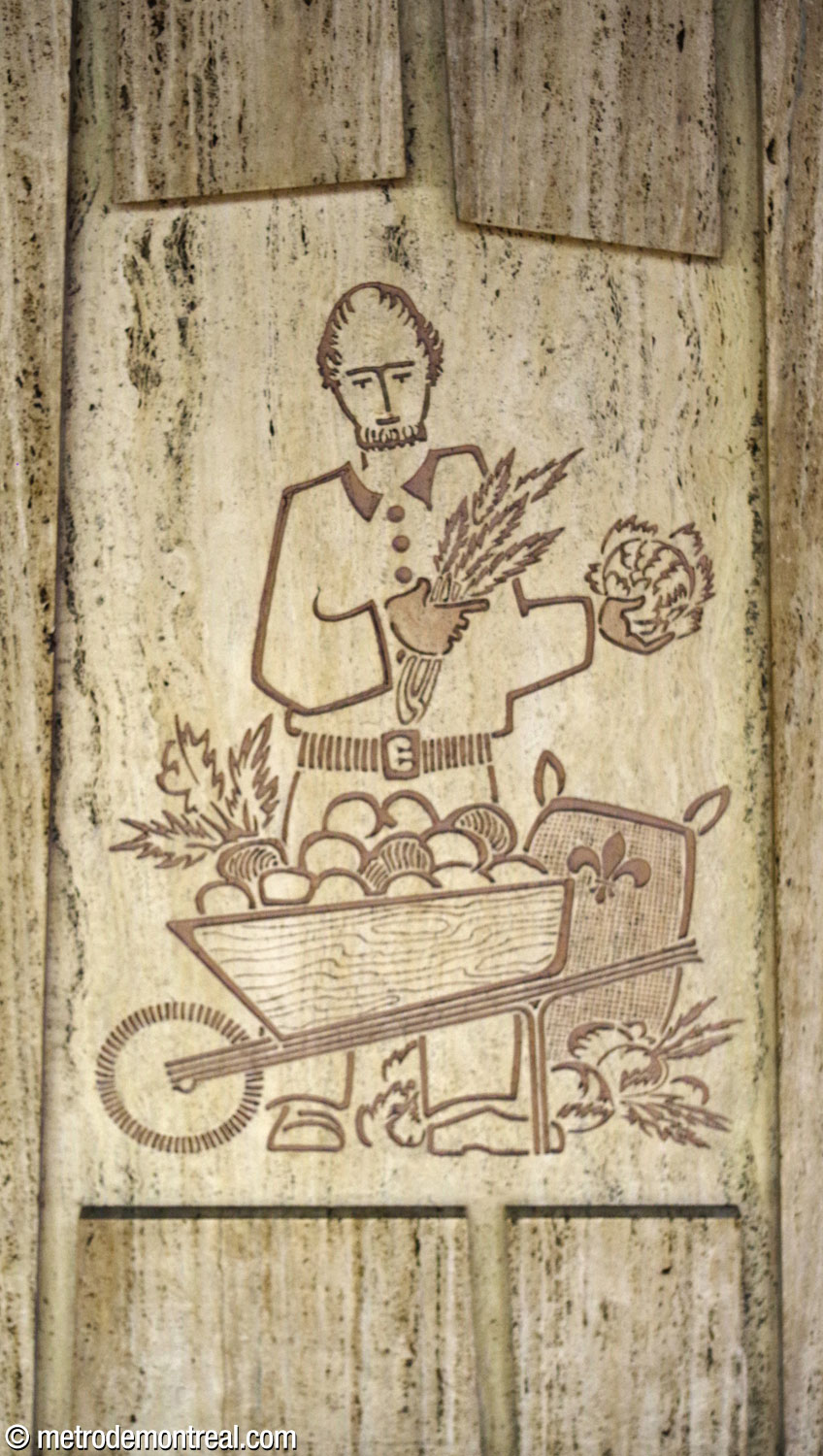 A bas-relief by Jean-Charles Charuest on one of the station's platforms, depicting a vegetable seller.