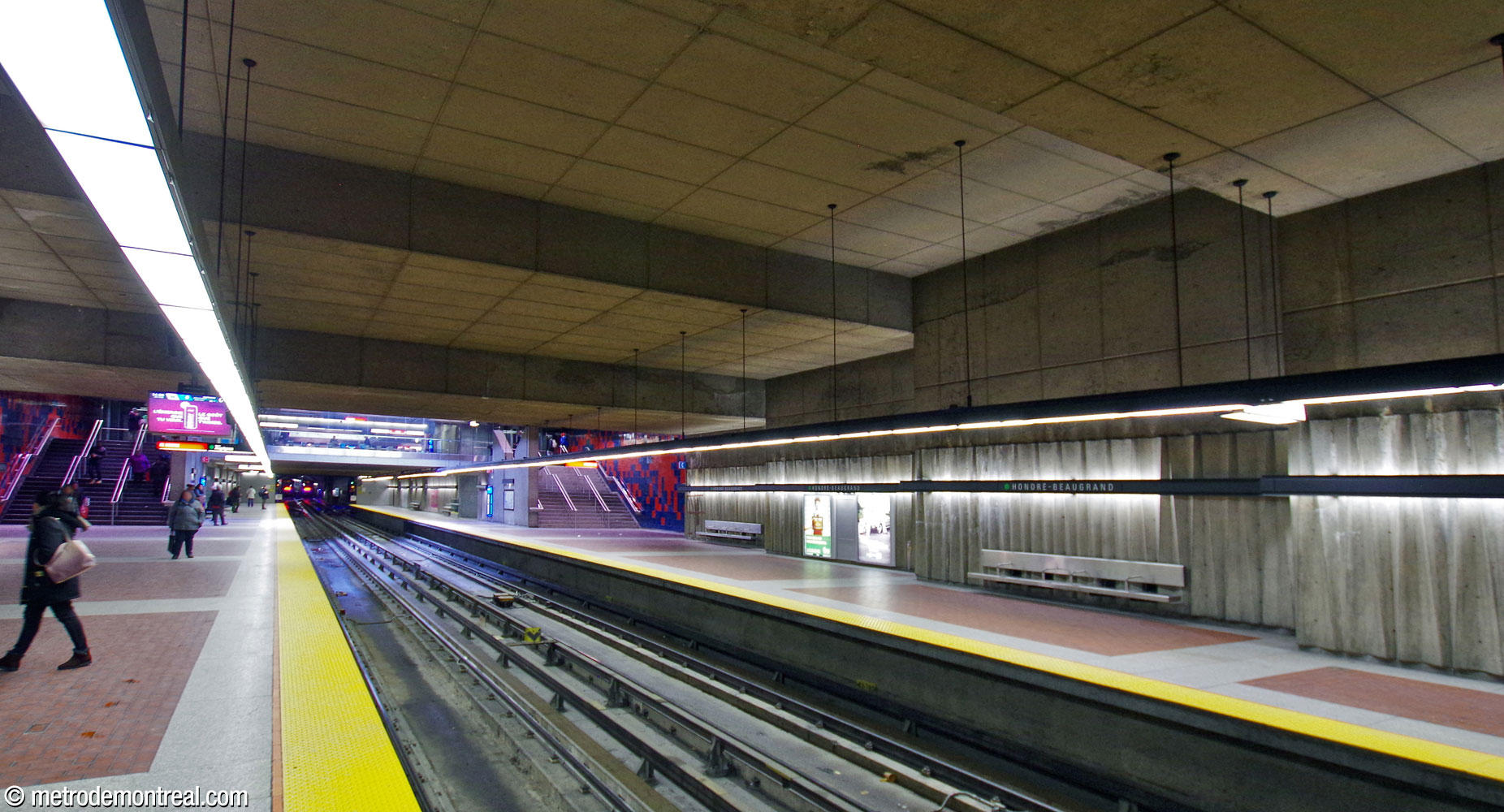 The stepped ceilings over the trainroom.