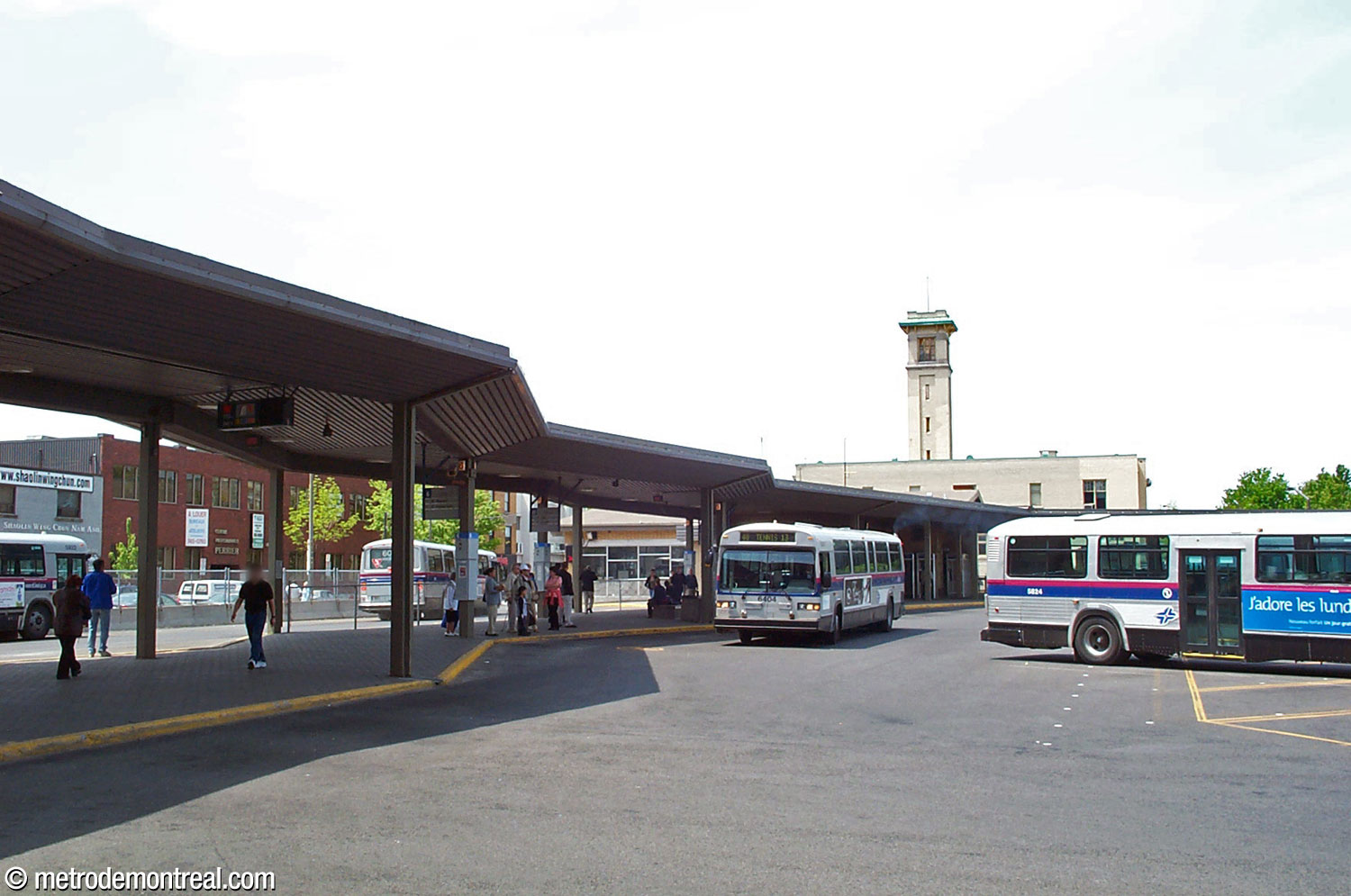 The Laval terminus, seen in 2003.