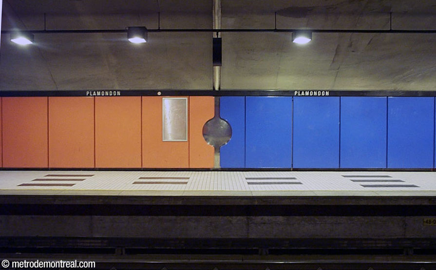 Projecteurs au centre du quai